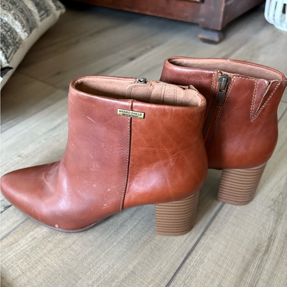 Rockport genuine Brown Leather Ankle Boots